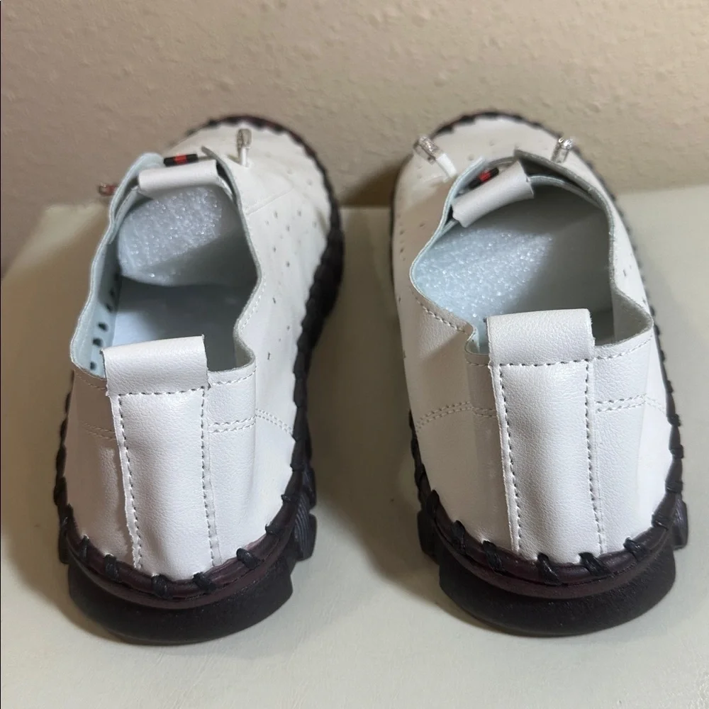 OY Walking shoes Size 43/11